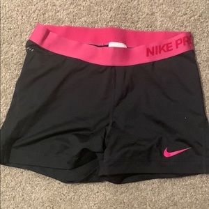 Nike Pro 3”